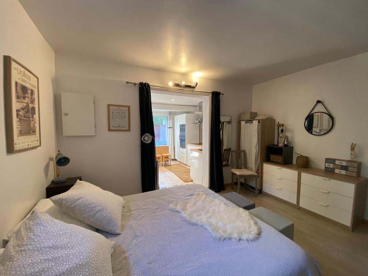 Agreable Studio Proche Sttropez Piscine Et Tennis Gassin Dış mekan fotoğraf